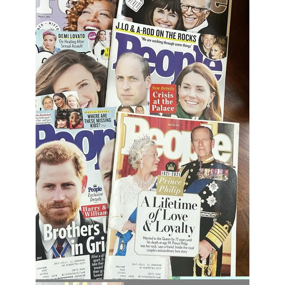 People Magazine 2021 Lot of 16 Royals Harry Bryant Queen Elizabeth Pink Obama
